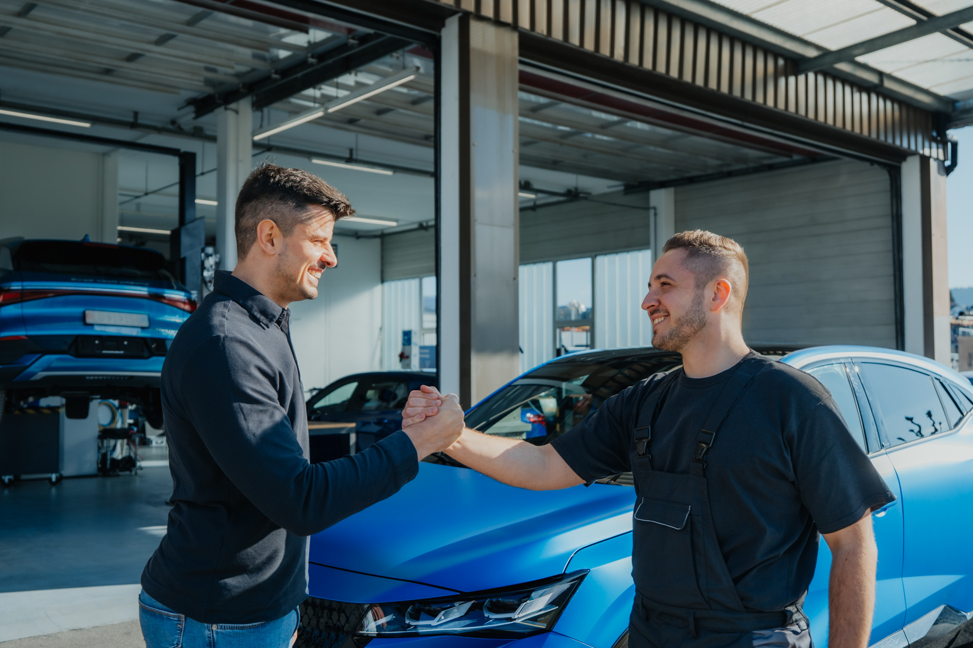 Handshake Autovivo Partner