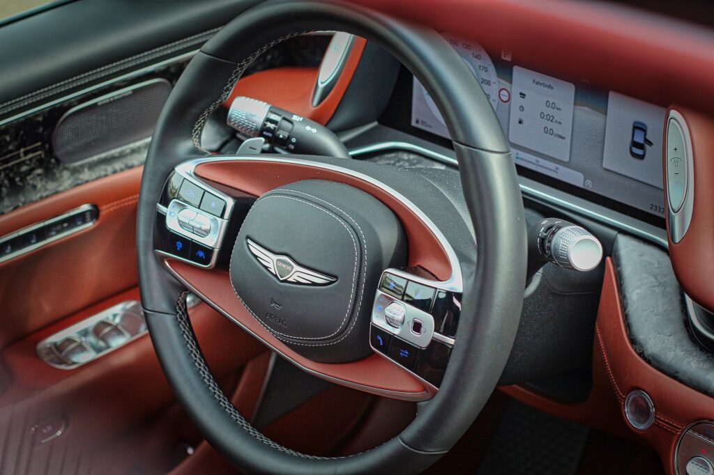2025 Genesis G90 LWB