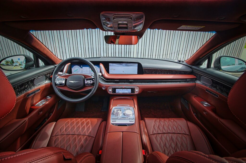 2025 Genesis G90 LWB